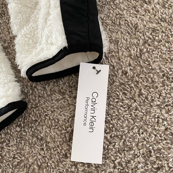 NEW w/ Tags Women’s Calvin Klein Fleece - Picture 10 of 11